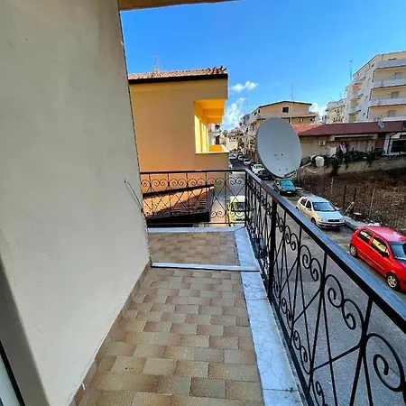 Appartamento Lucia Apartment *